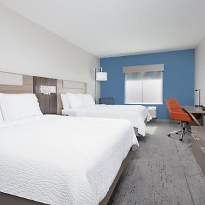 Standard Room Two Queen Beds
